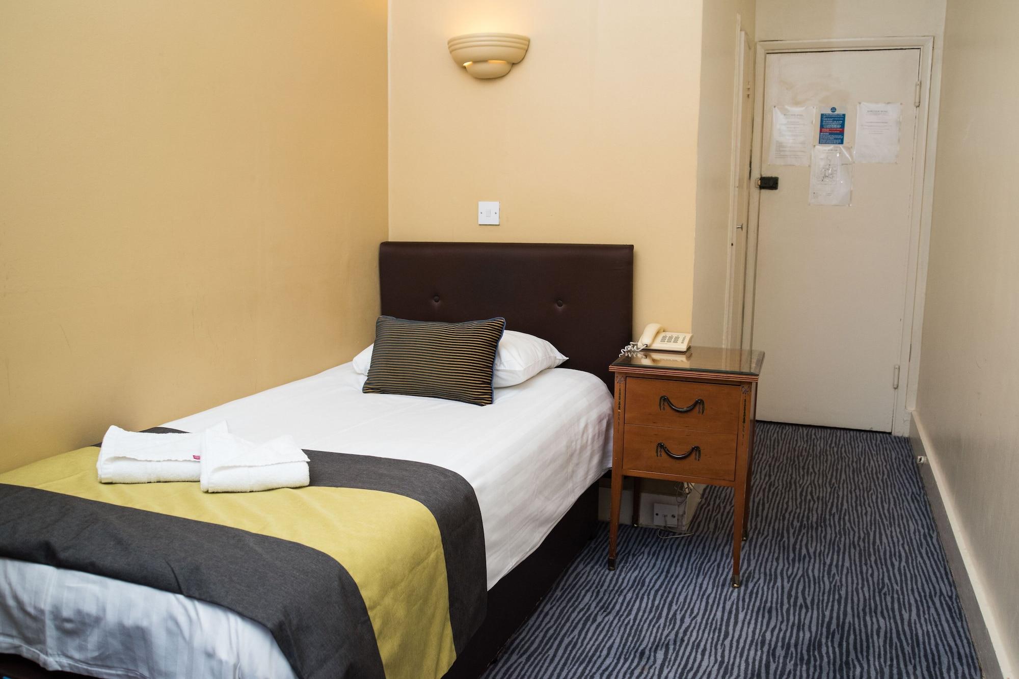 Rose Court Hotel Лондон Екстериор снимка