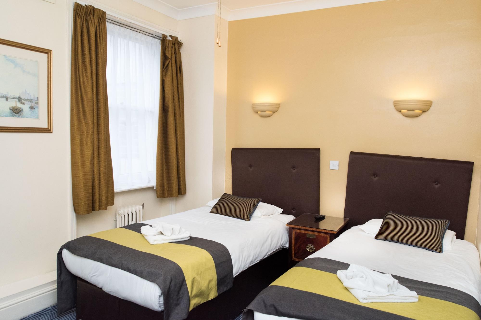 Rose Court Hotel Лондон Екстериор снимка