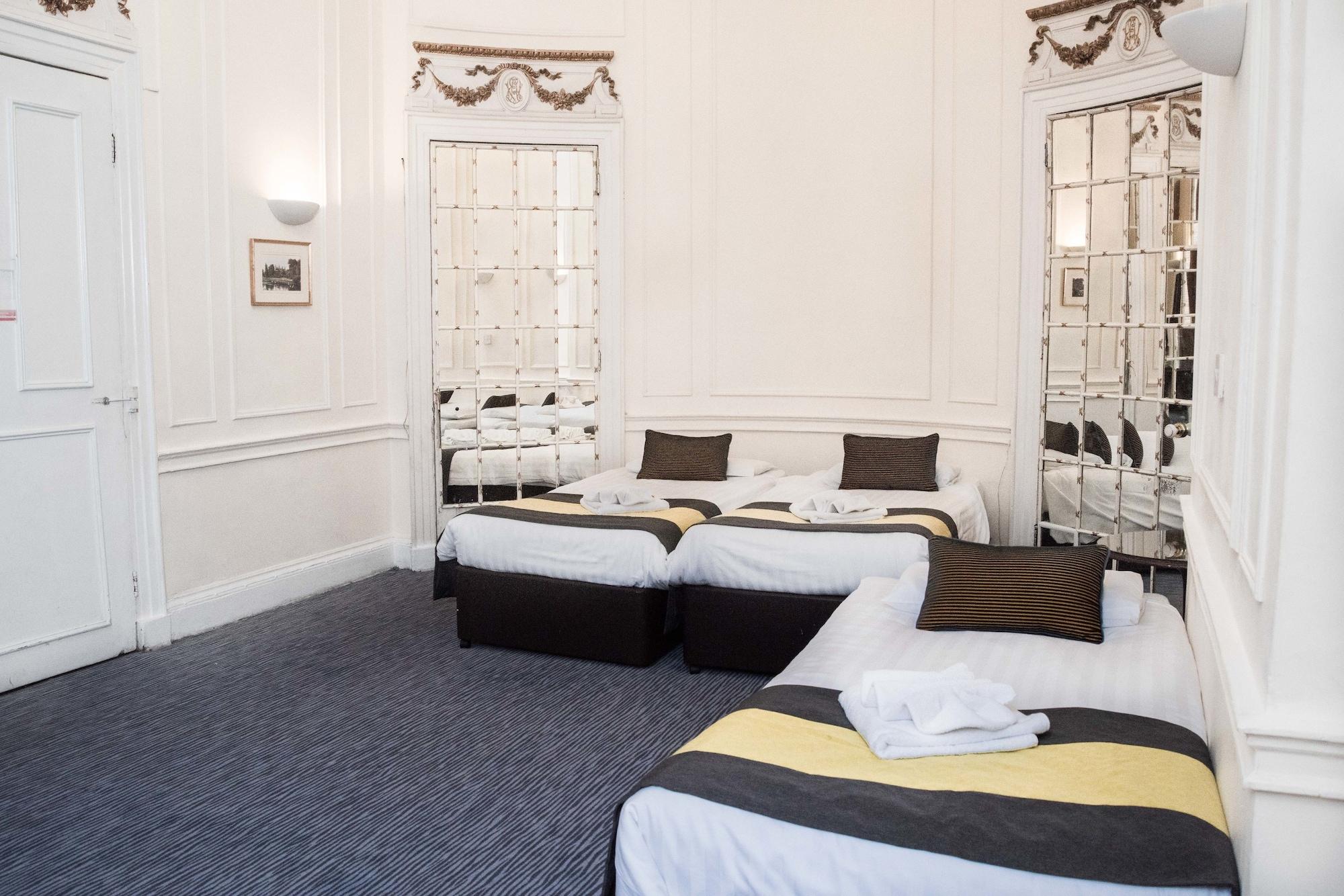 Rose Court Hotel Лондон Екстериор снимка