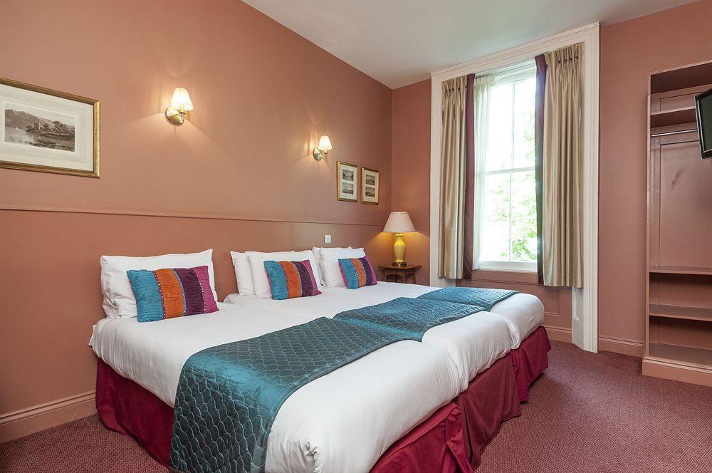 Rose Court Hotel Лондон Екстериор снимка