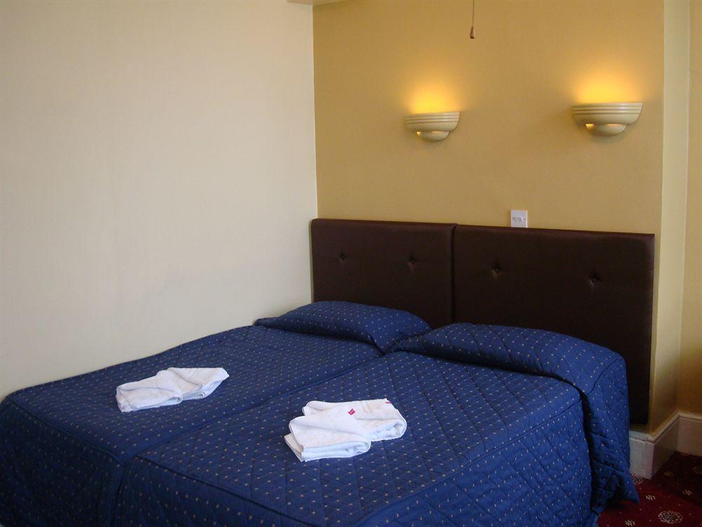 Rose Court Hotel Лондон Екстериор снимка